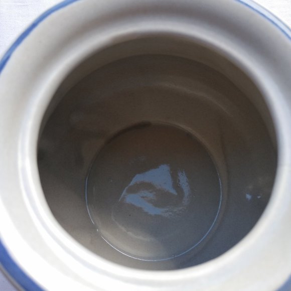 Vintage Pfaltzgraff Yorktowne Teapot 550Y - Picture 3 of 10